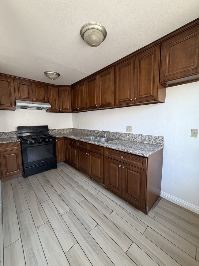 Photo - 159 N Vecino Dr Unit 159