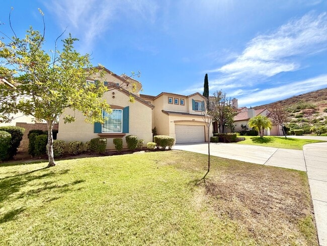 Photo - Spacious 3 Bedroom Home with Loft, Large Backyard & 2 Car Garage