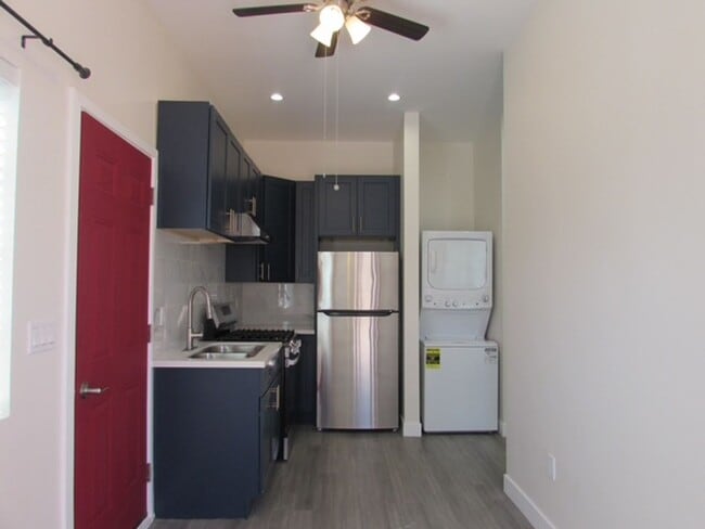 Photo - Jr ADU-1 bedroom 320sq ft Washer/Dryer/Refrigerator--Gated parking