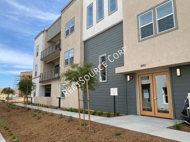 Building Photo - 26955 W Prospector Rd Unit 205
