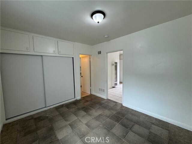 Photo - 591 E 6th St