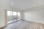 Photo - 14526 Hartland St Unit 307