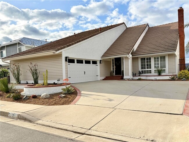 Building Photo - 741 S Stillwater Ln