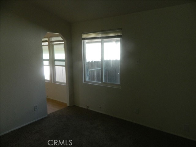 Photo - 140 W Pioneer Ave