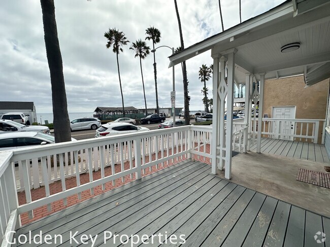Building Photo - Single-Level Home Across from the Beach in...