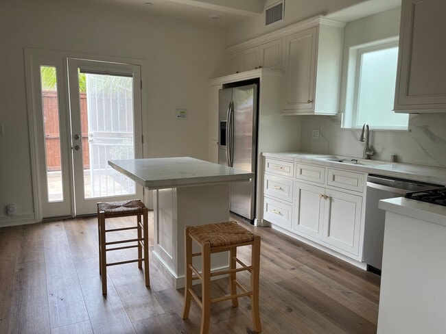 Photo - 1126 Hill Rd