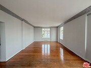 Photo - 1314 Hayworth Ave Unit 403