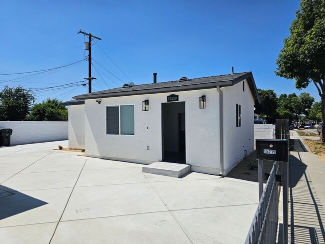 Building Photo - 15219 Ibex Ave