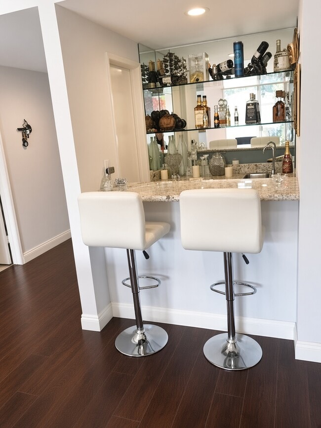 Photo - 10671 Holman Ave Unit 207