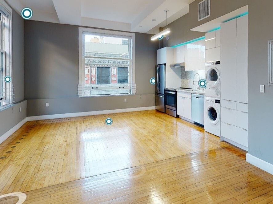 3D Tour - Gorgeous Historical property with new interiors