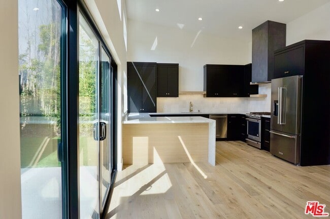 Photo - 2668 Greenfield Ave