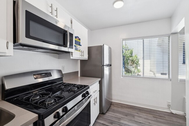 Photo - 1253 Havenhurst Dr
