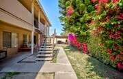 Photo - 1381 Burwood St Apartments Unit 1