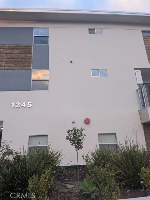 Photo - 1245 N New Hampshire Ave Unit 1