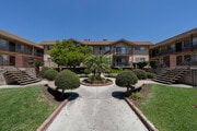 Photo - London Arms -14100-14030 CHADRON AVE Apartments