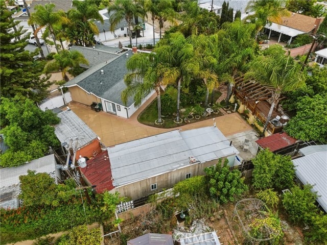 Building Photo - 24092 Gemwood Dr