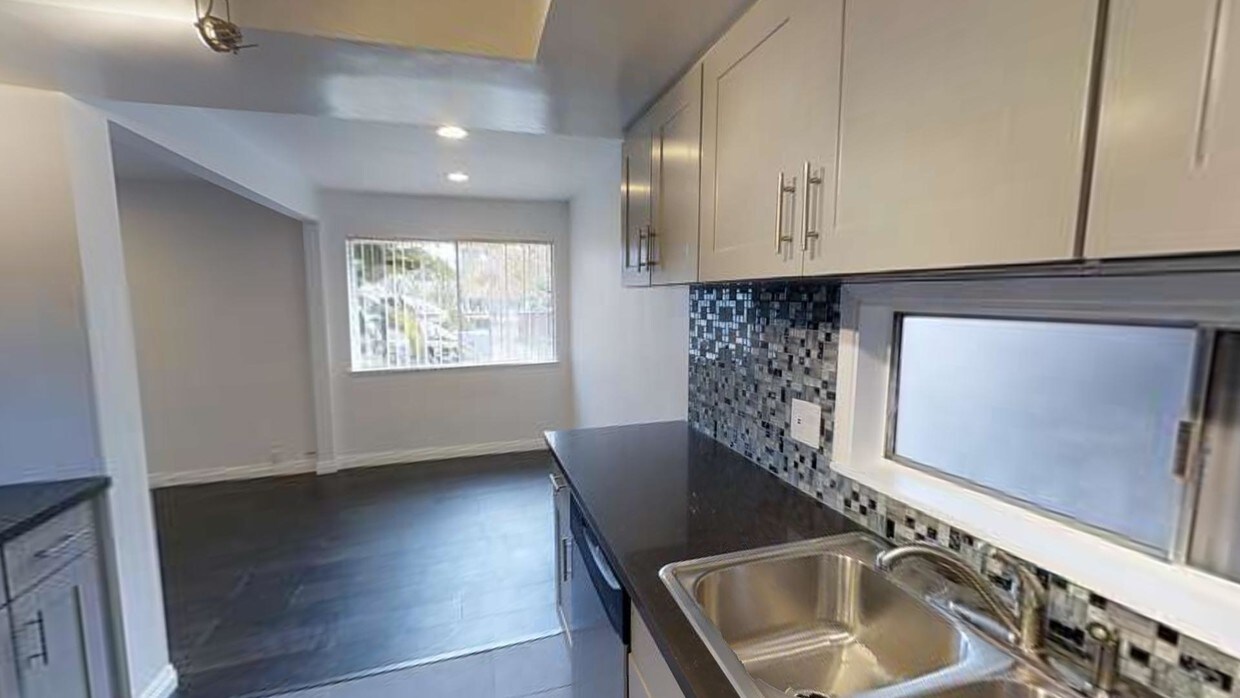 3D Tour - Woodley Plaza Apartments