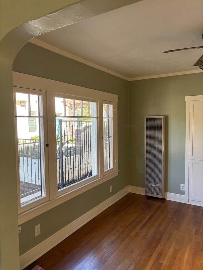 Photo - 252 N Wilson Ave Unit 252