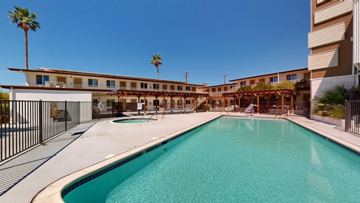 3D Tour - Waldorf Manor - Senior Community - 55+