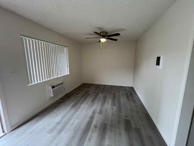 Photo - 840-840 S Orange Ave