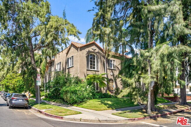 Photo - 101 N Clark Dr Unit 103