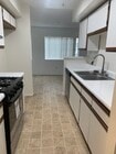 Photo - 400 Apartments