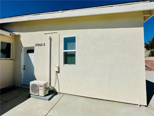 Building Photo - 17262 Ivy Ave