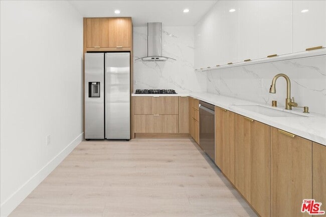 Photo - 4922 S Centinela Ave Unit 3