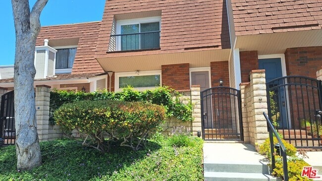 Building Photo - 13055 Mindanao Way Unit 3 Rental