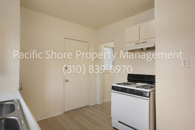 Photo - 839 Bartlett St Unit 841 1/2