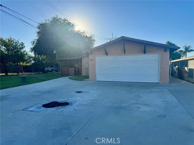 Photo - 639 N Currier St