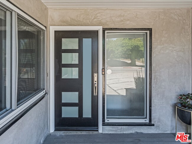 Photo - 7630 W 91st St