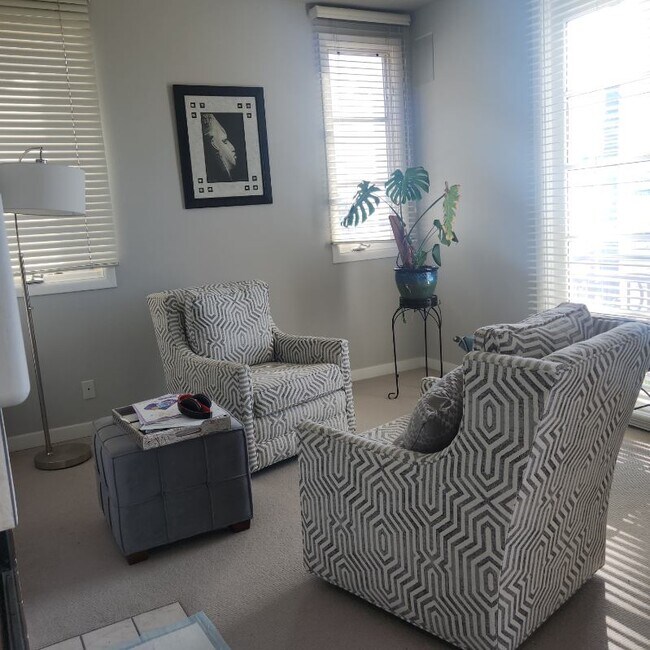 Photo - 3225 E Ocean Blvd