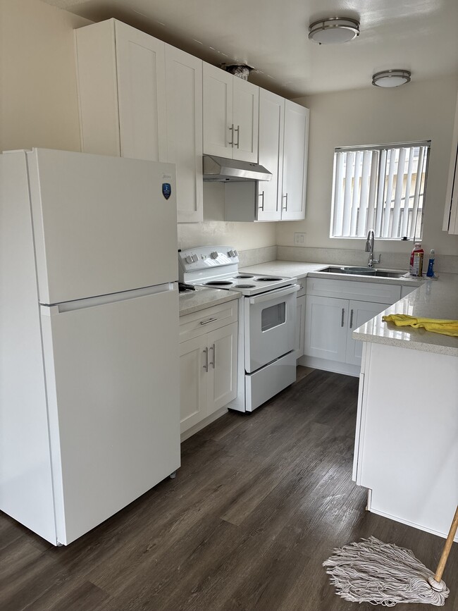 Building Photo - 21016 Amie Ave Unit #10