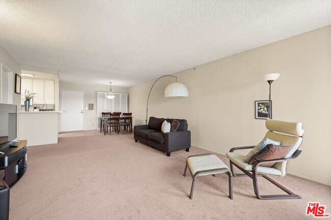 Photo - 7765 W 91st St Unit A2123
