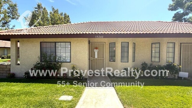 Building Photo - 19240 Cottonwood Dr