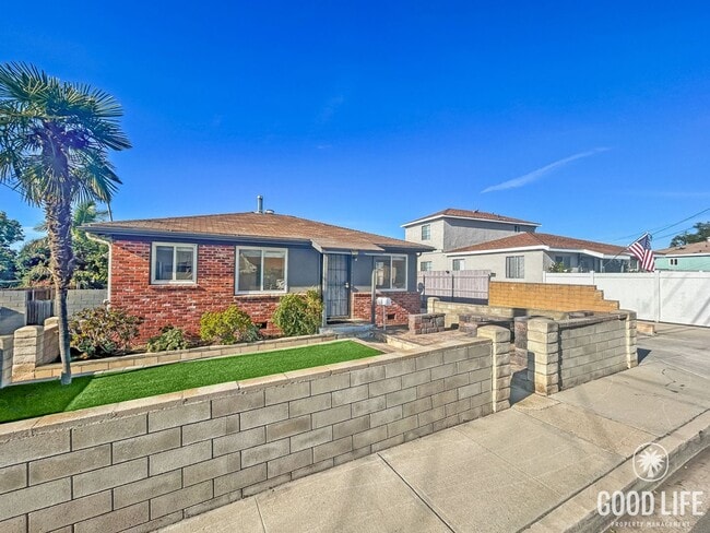 Building Photo - Great 2B/1BA House in Linda Vista!