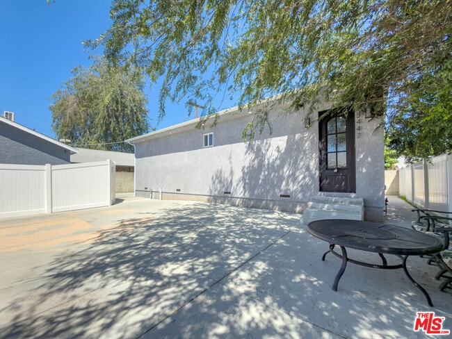 Building Photo - 15447 Septo St