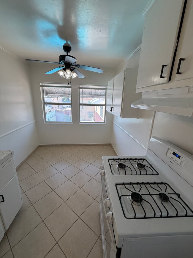 Photo - 918 N Market St Unit 5