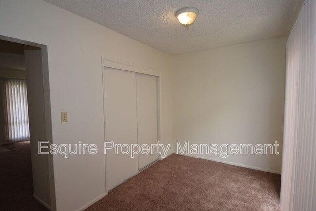 Photo - 2050 N Ventura Rd Unit 2