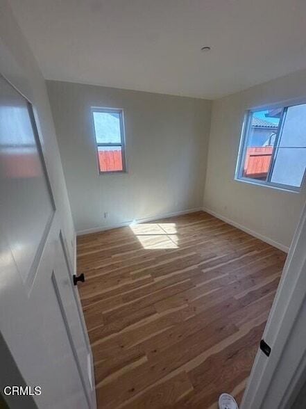 Photo - 1150 W 1st St