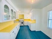 Photo - Delightful 3 bedroom 2½ Bathroom Single Family Home In North Hollywood Landscaped Yard