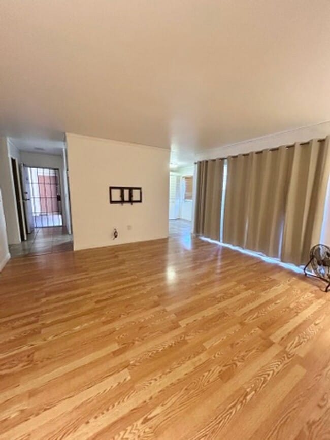 Building Photo - Available Now! Spacious 2BD/2BA Condo in Prime Del Cerro Location near SDSU! Unit 3