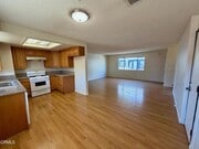 Photo - 1425 Bank St Unit D