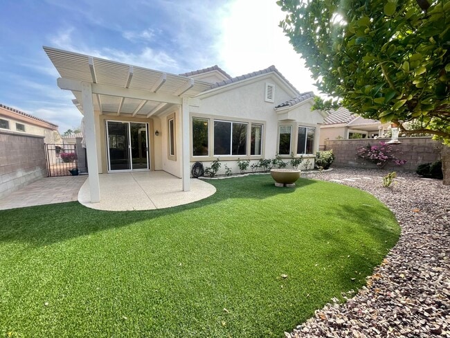 Building Photo - 78294 Bovee Cir