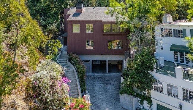 Photo - 4006 Milaca Pl