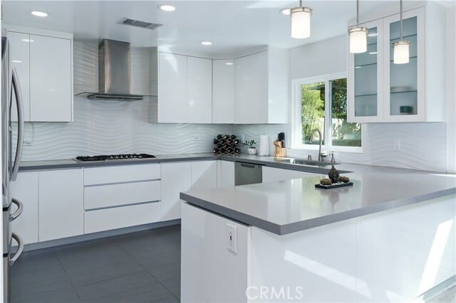 Building Photo - 6550 Smoke Tree Ave