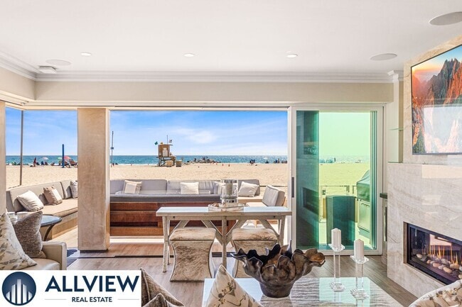 Building Photo - Stunning Beach House located on Newport Be...