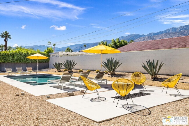 Photo - 2267 N San Antonio Rd