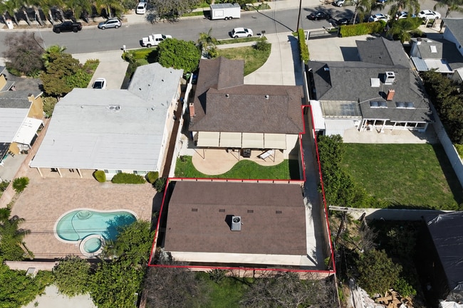 Photo - 15920 Eccles St